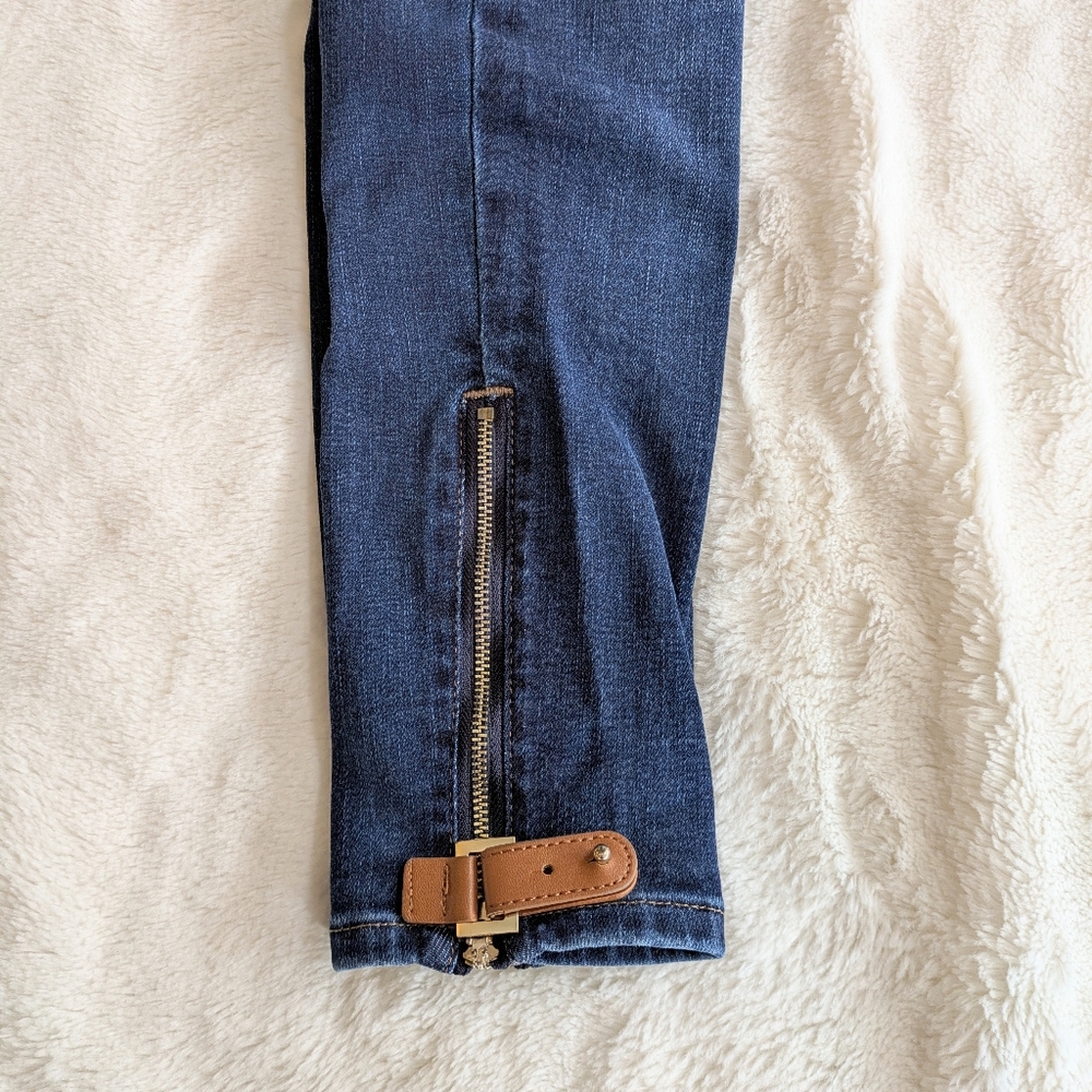 White House Black Market Everyday Soft Dark High-Rise Skinny Ankle Jeans Size 0 - Picture 6 of 11